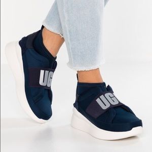 UGG Women’s Neutra Sneaker in Navy